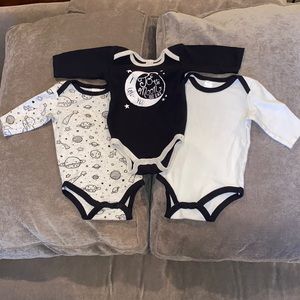 Baby Kiss Outer Space-Themed 3-pk Bodysuits🪐